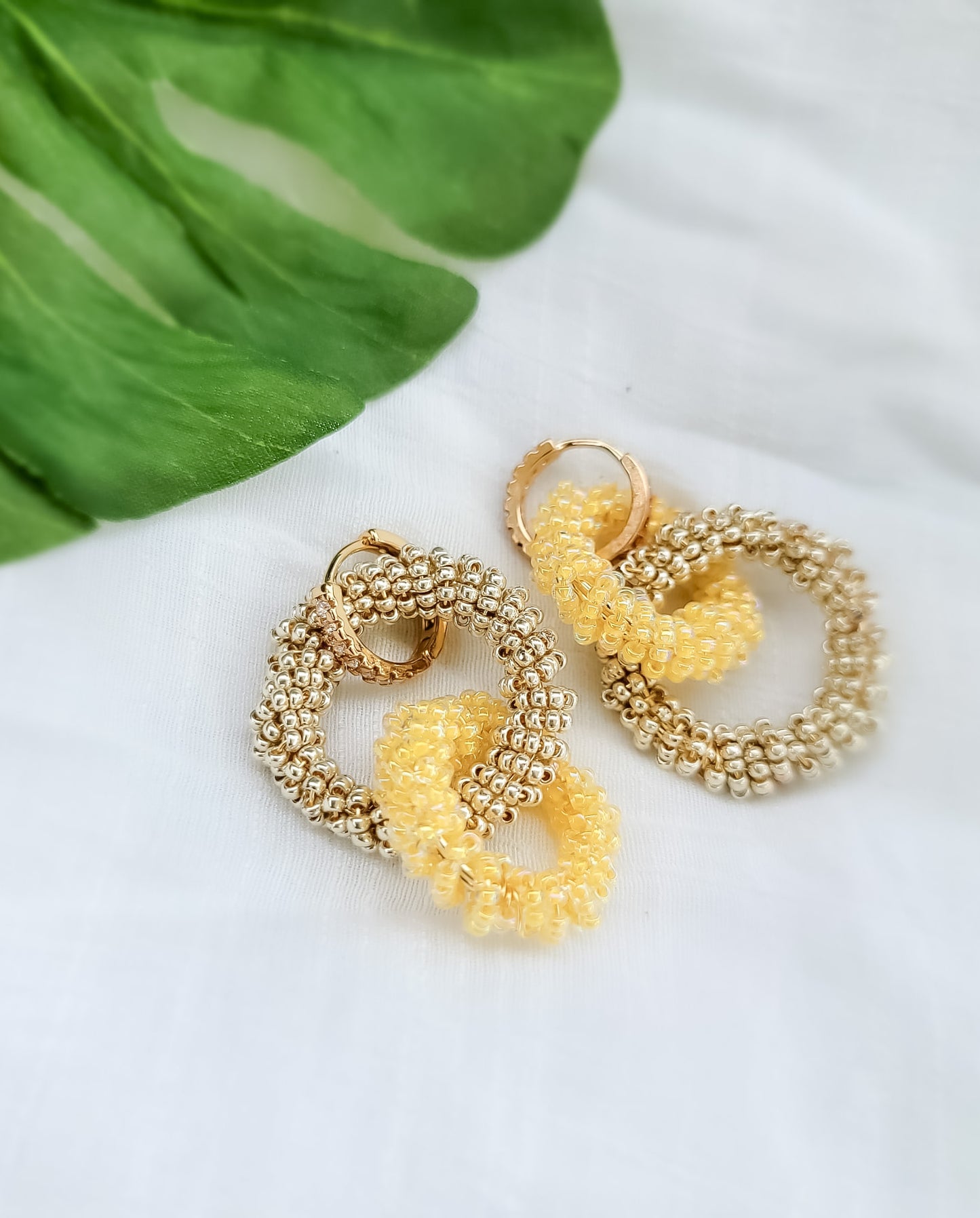 Silver yellow infinity Earrings